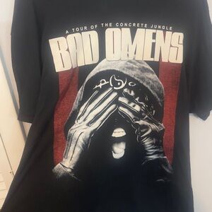 Bad Omens Concrete Jungle Official Tour T-Shirt with Europe dates on the back!